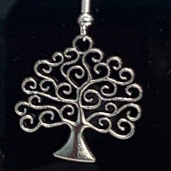 Tree of Life Earring, Celtic Earring, Tree Earring, Nature Earring, Gift Idea - Picture 2 of 9